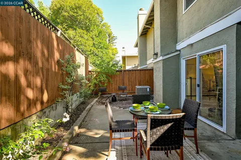 $915,000 | 7556 Silvertree Lane, Dublin, CA 94568