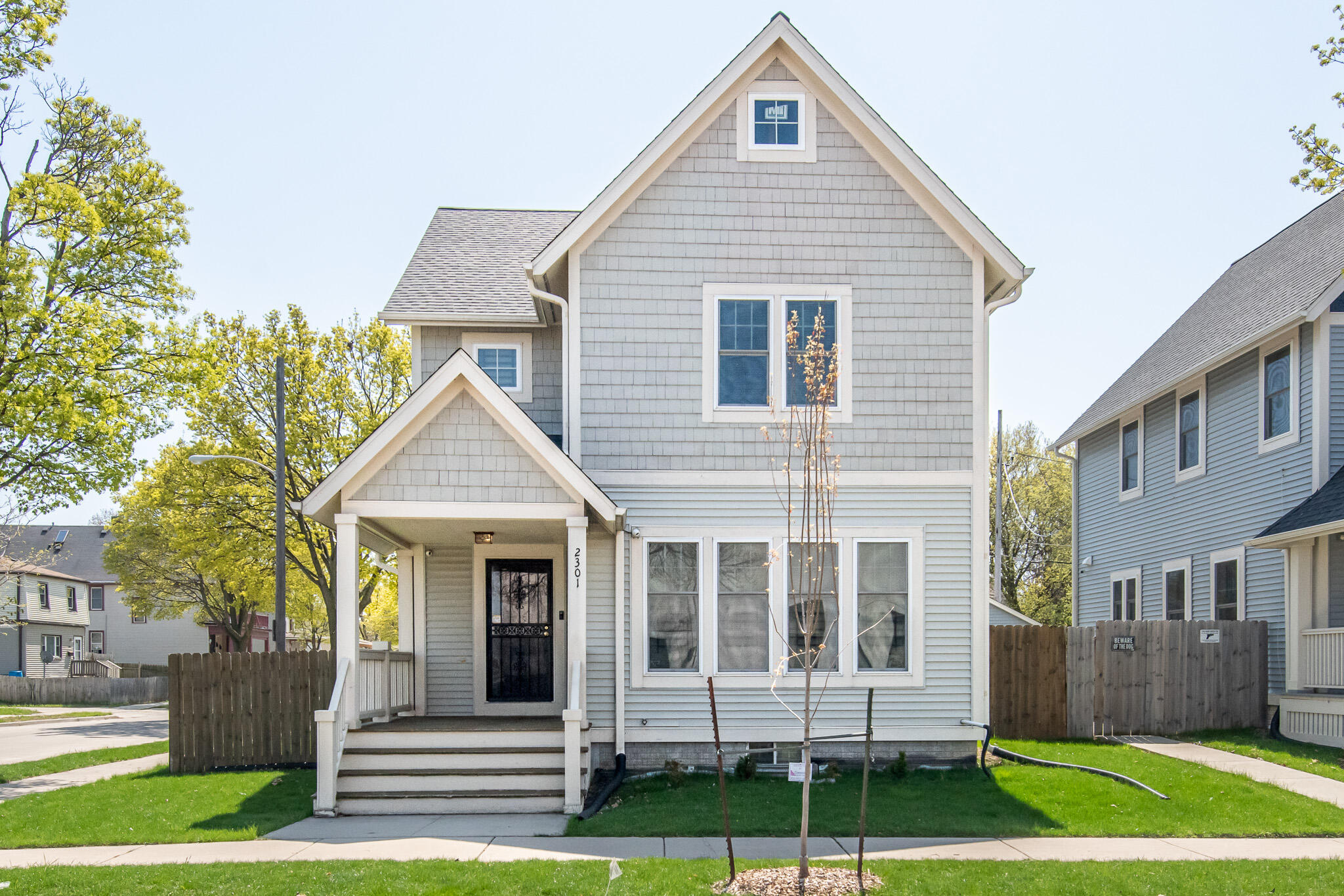 2301 West Garfield Avenue Milwaukee, WI 53205 - Photo 24 of 24 Front of Home
