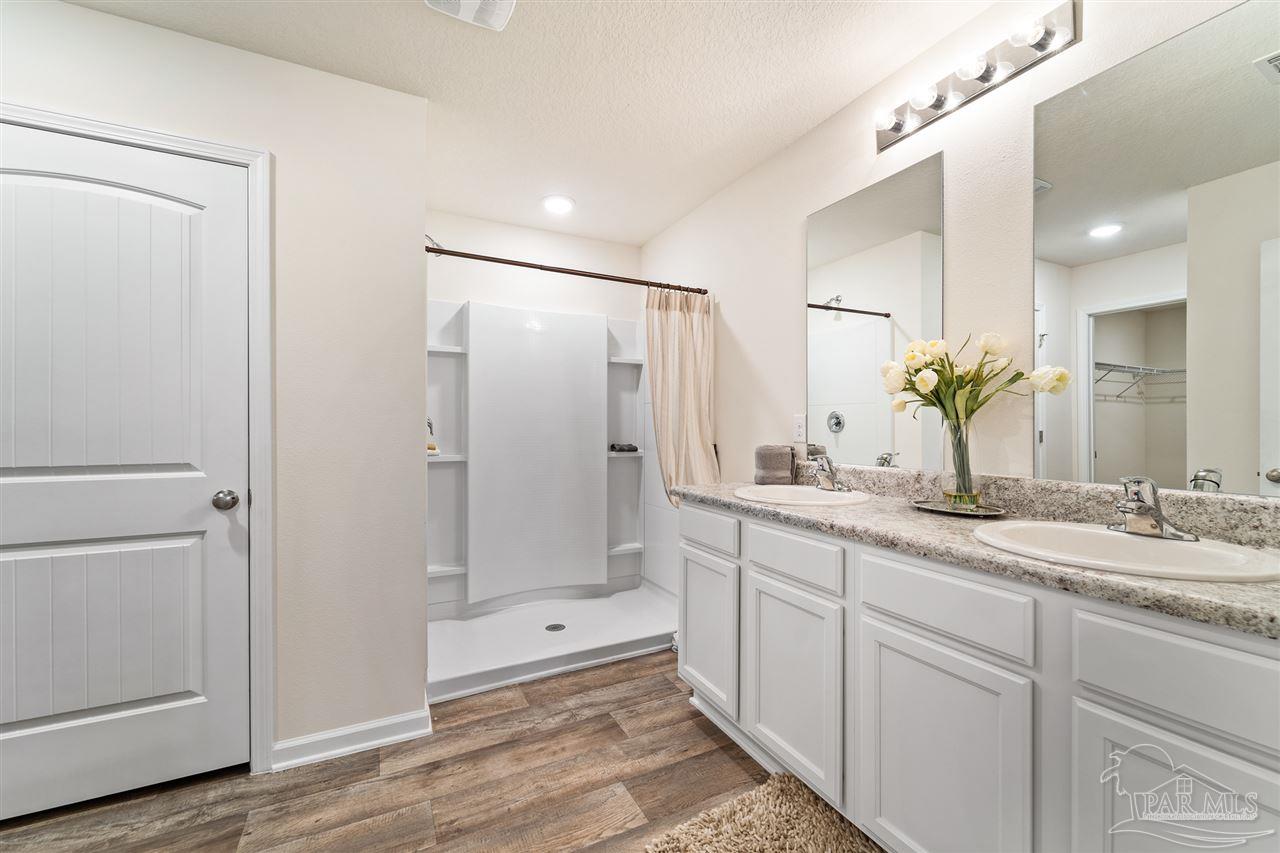 5474 Merlin Way Milton, FL 32583 - Photo 15 of 23 Gallery Image 15