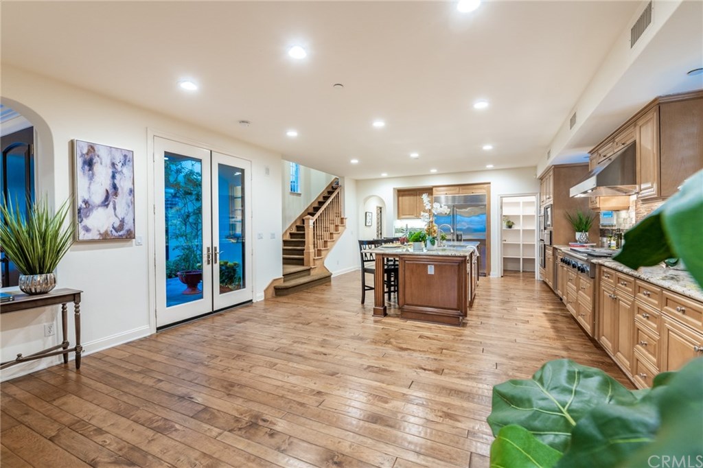 35 Cezanne Irvine, CA 92603 - Photo 11 of 63