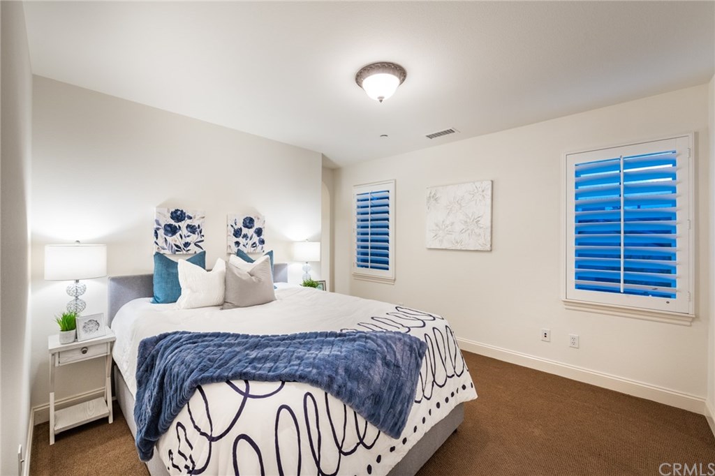 35 Cezanne Irvine, CA 92603 - Photo 33 of 63