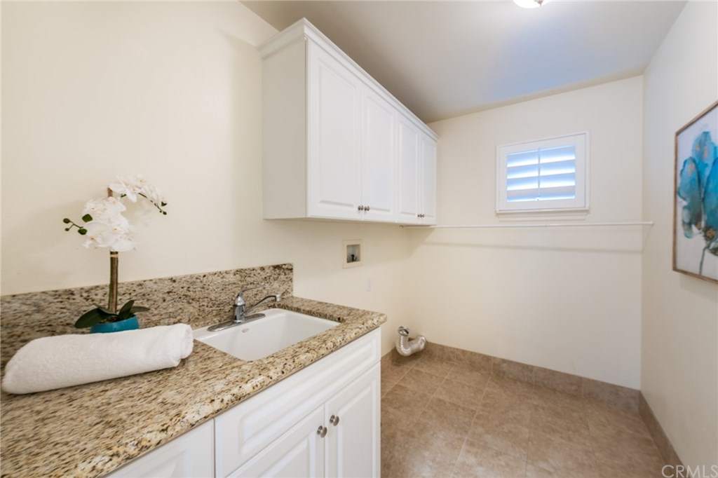 35 Cezanne Irvine, CA 92603 - Photo 42 of 63