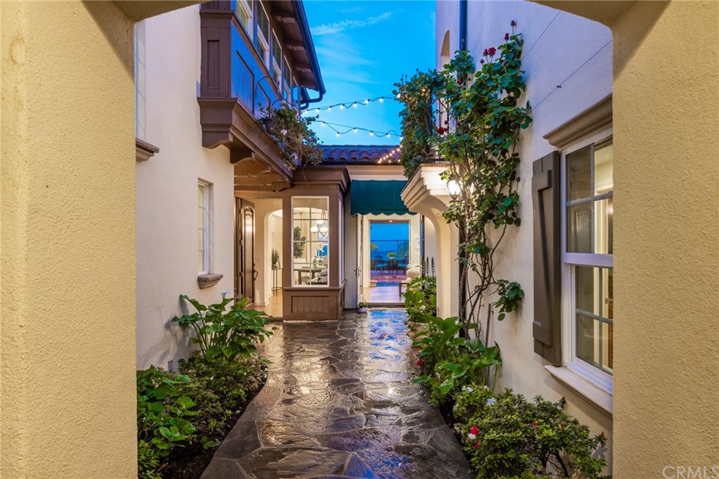 35 Cezanne Irvine, CA 92603 - Photo 44 of 63