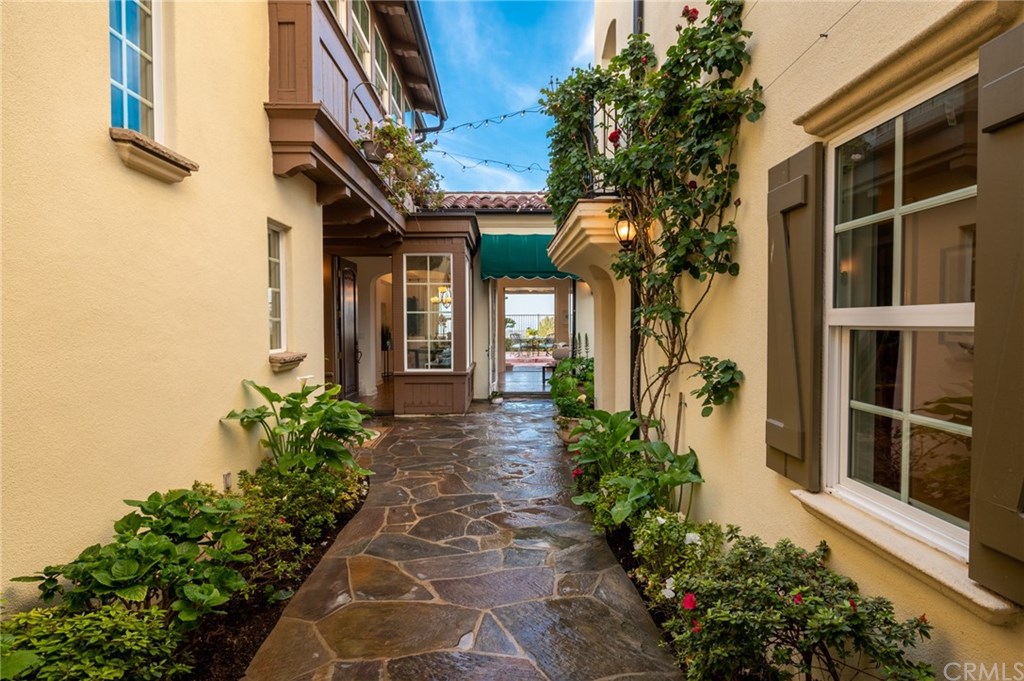 35 Cezanne Irvine, CA 92603 - Photo 46 of 63