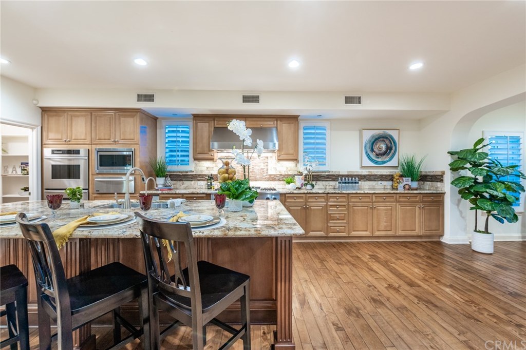 35 Cezanne Irvine, CA 92603 - Photo 9 of 63