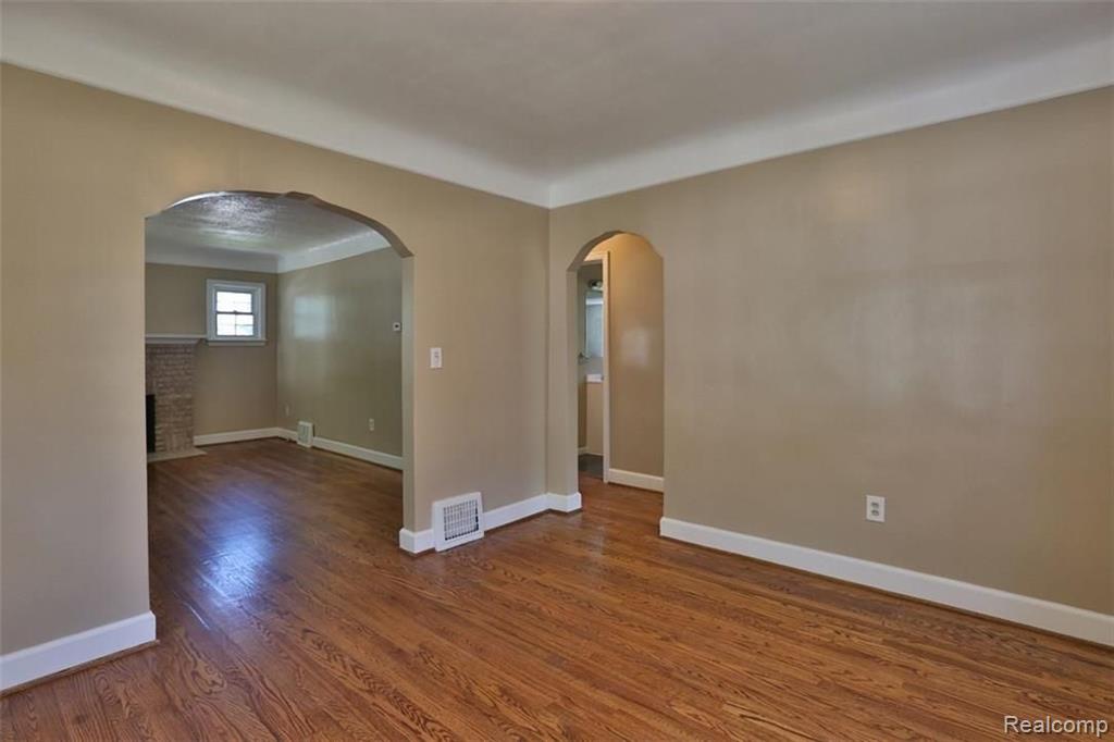 3205 John R Street Trenton, MI 48183 - Photo 8 of 24