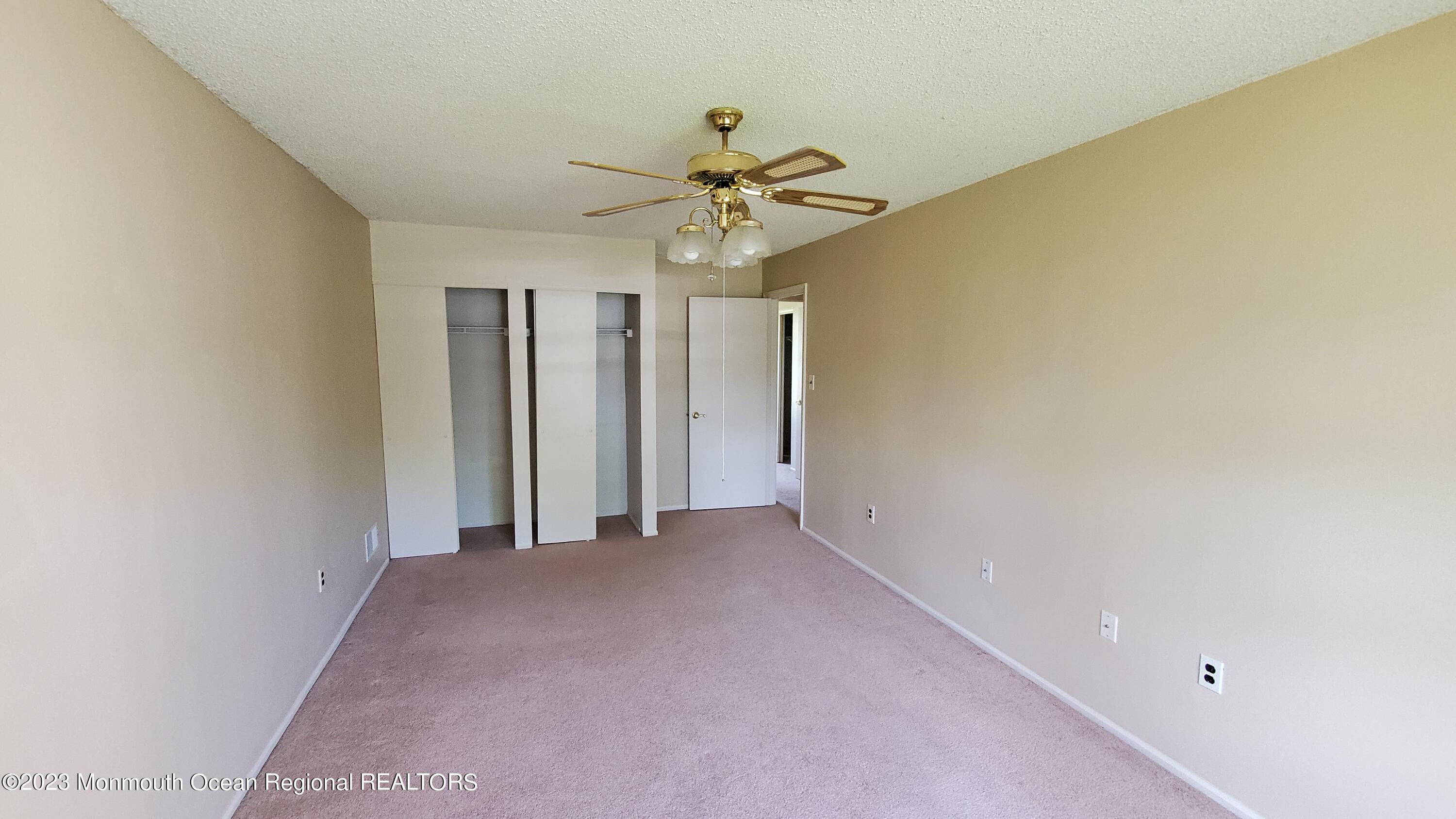 27 Linton Close Freehold, NJ 07728 - Photo 13 of 18 20230706_134155