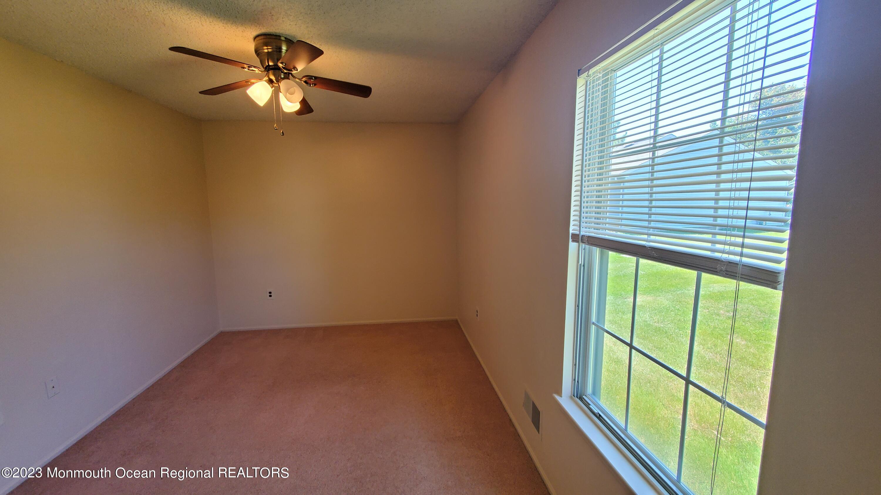 27 Linton Close Freehold, NJ 07728 - Photo 14 of 18 20230706_134334