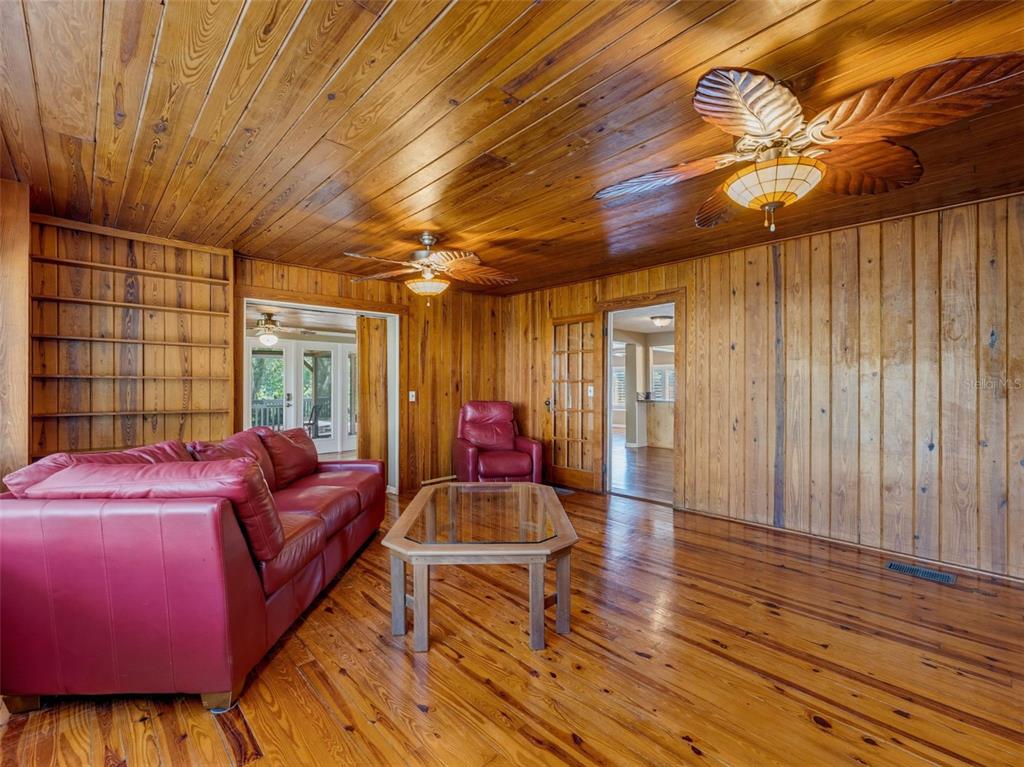 5415 Riverside Drive Yankeetown, FL 34498 - Photo 49 of 99 Gallery Image 49