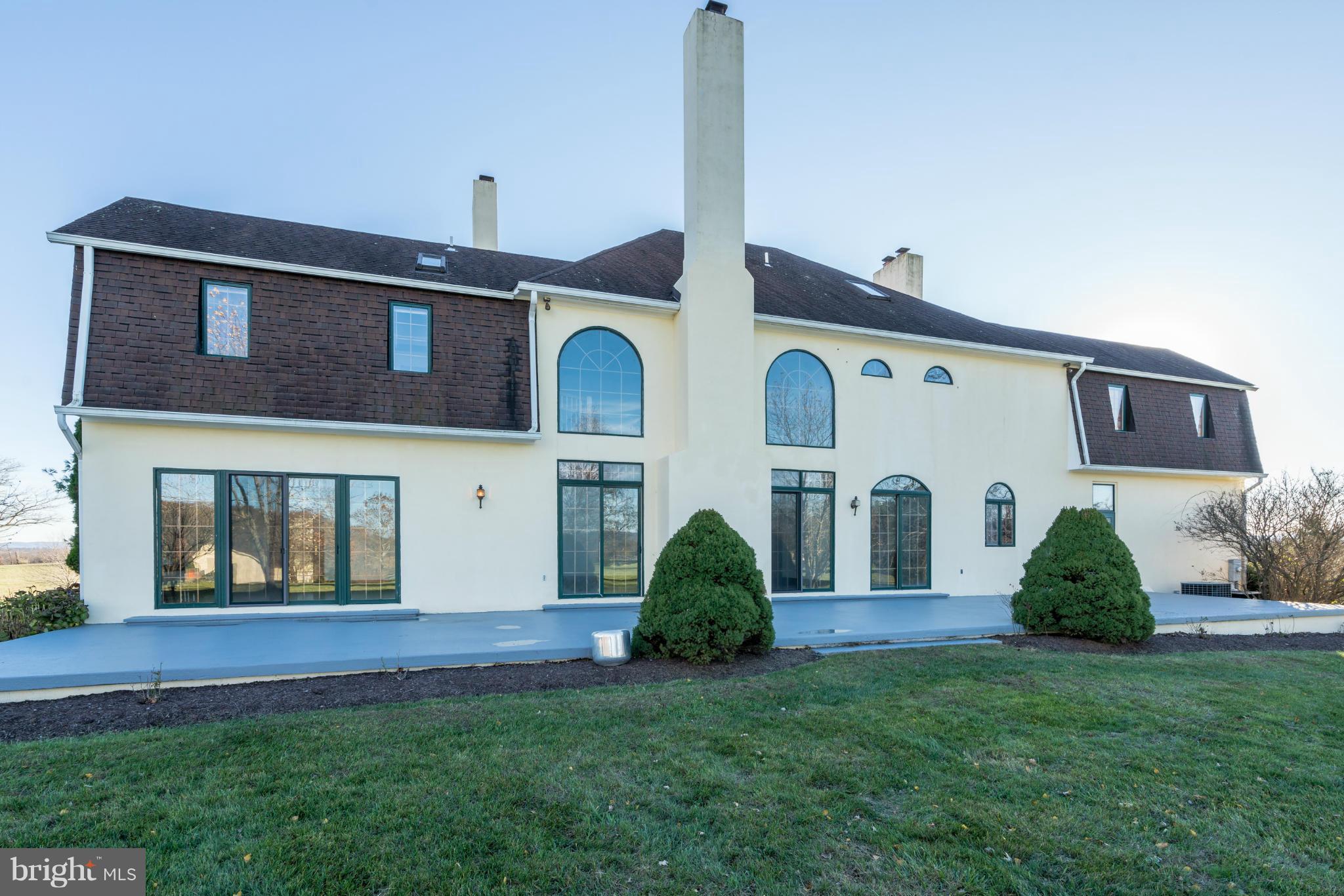35170 Poor House Road Round Hill, VA 20141 - Photo 3 of 30 Exterior (Rear)