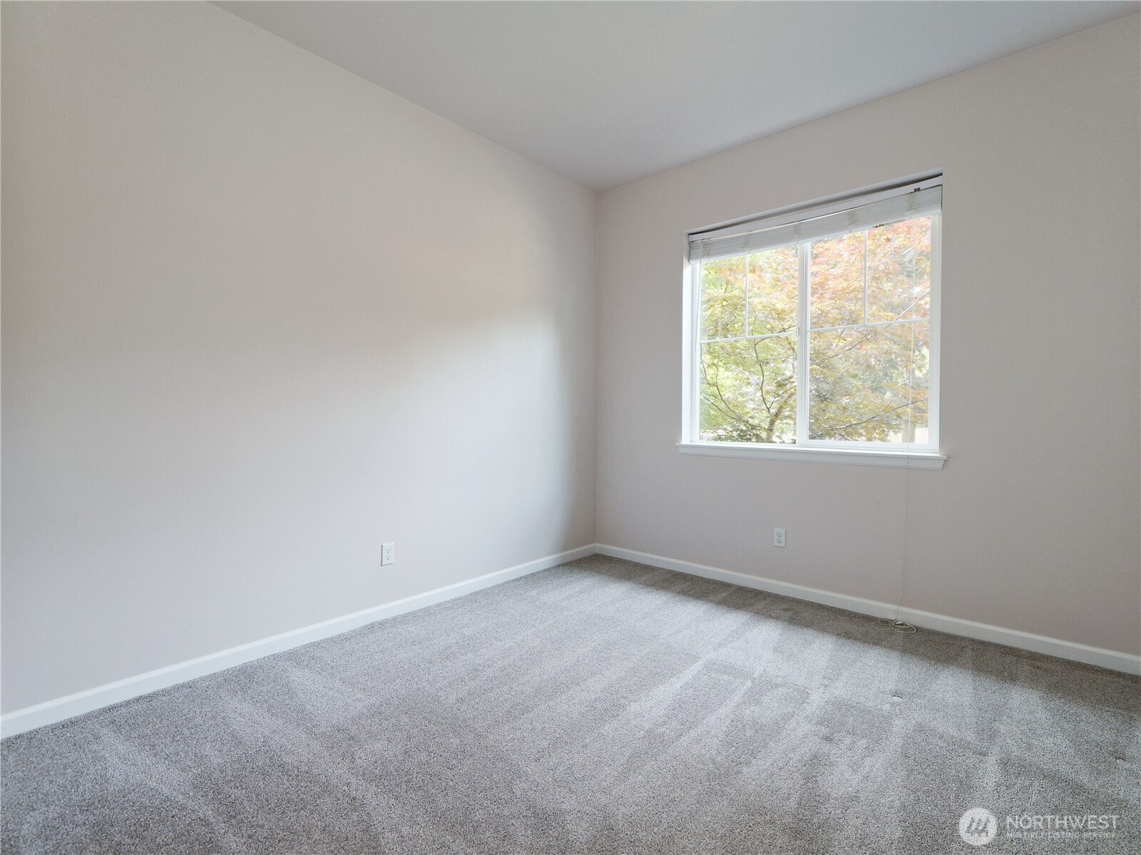 1808 Pierce Avenue Northeast Renton, WA 98056 - Photo 26 of 32