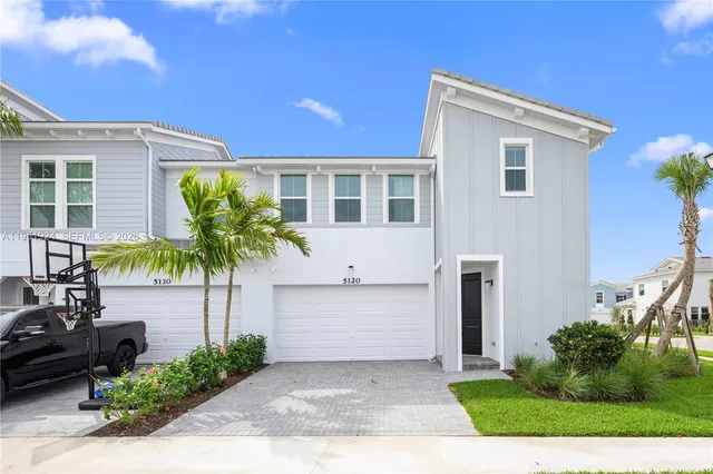 $3,000 | The Acreage, Westlake, FL 33470