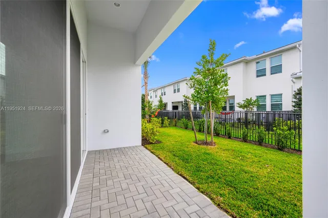 $3,000 | The Acreage, Westlake, FL 33470