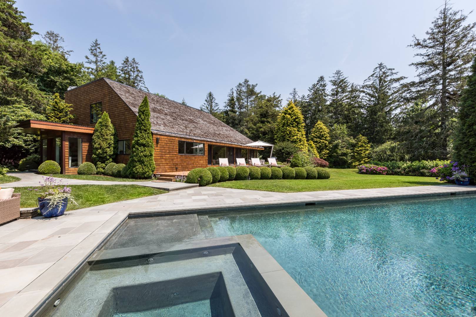 21 Jericho Road East Hampton, NY 11937 - Photo 25 of 36