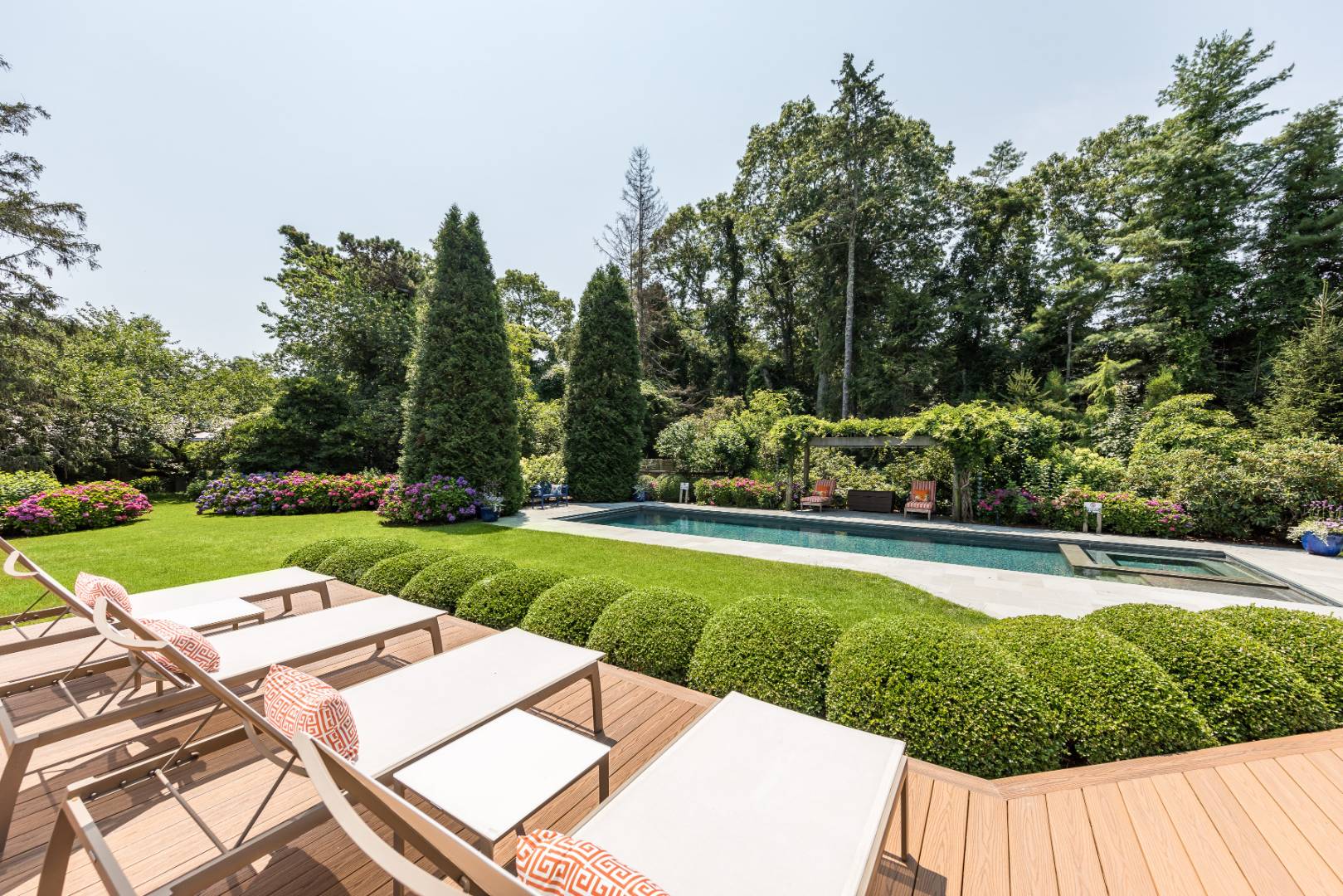 21 Jericho Road East Hampton, NY 11937 - Photo 27 of 36