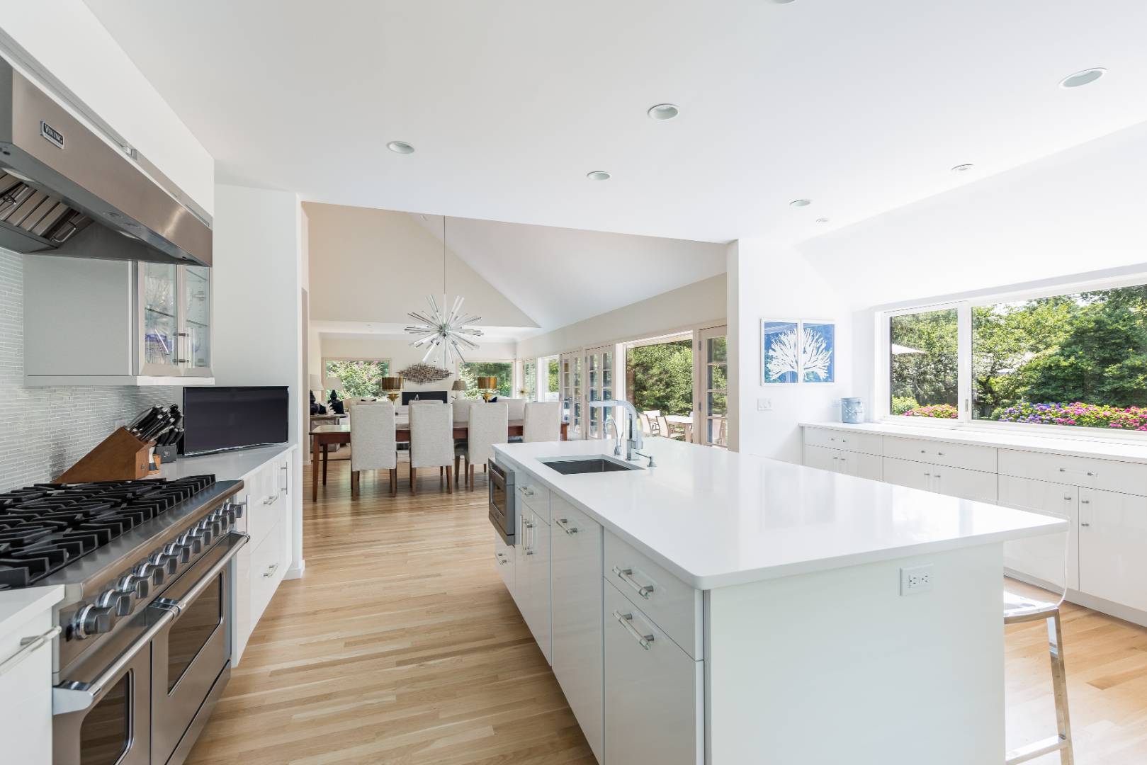 21 Jericho Road East Hampton, NY 11937 - Photo 7 of 36