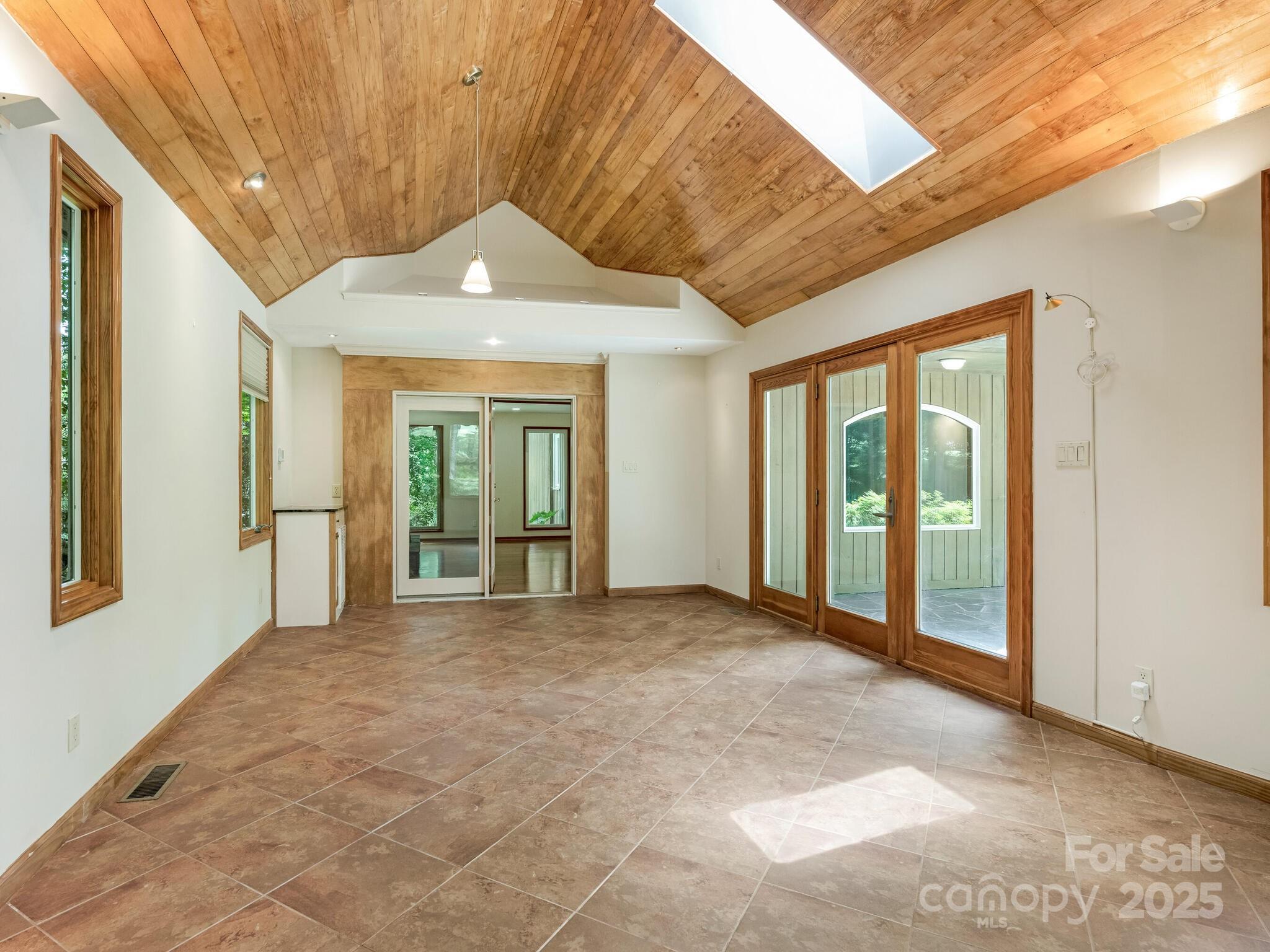 3310 Windbluff Drive Charlotte, NC 28277 - Photo 12 of 45 a view of an empty room with a window