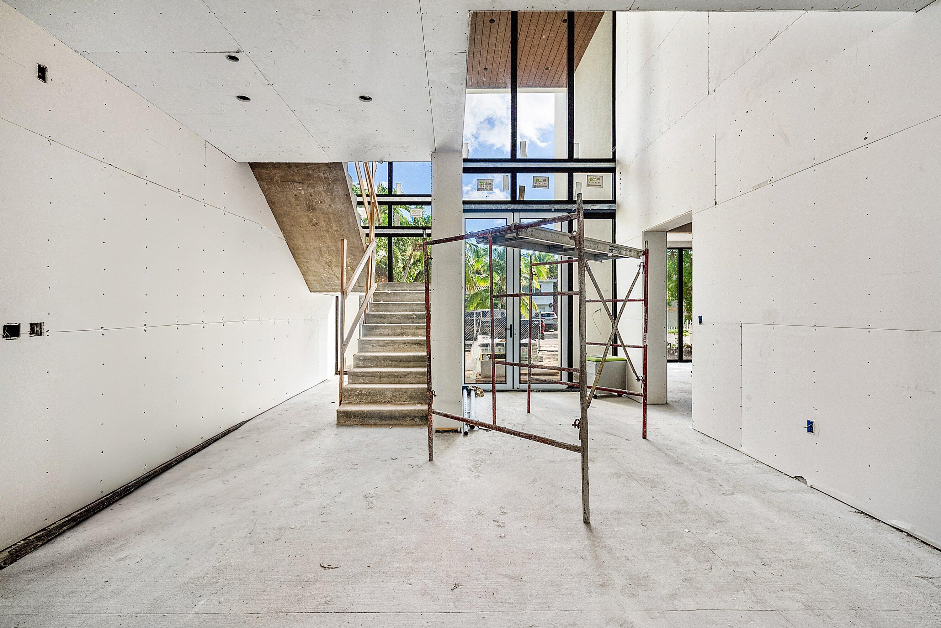 1505 Northeast 4th Avenue Boca Raton, FL 33432 - Photo 28 of 39 a view of entryway