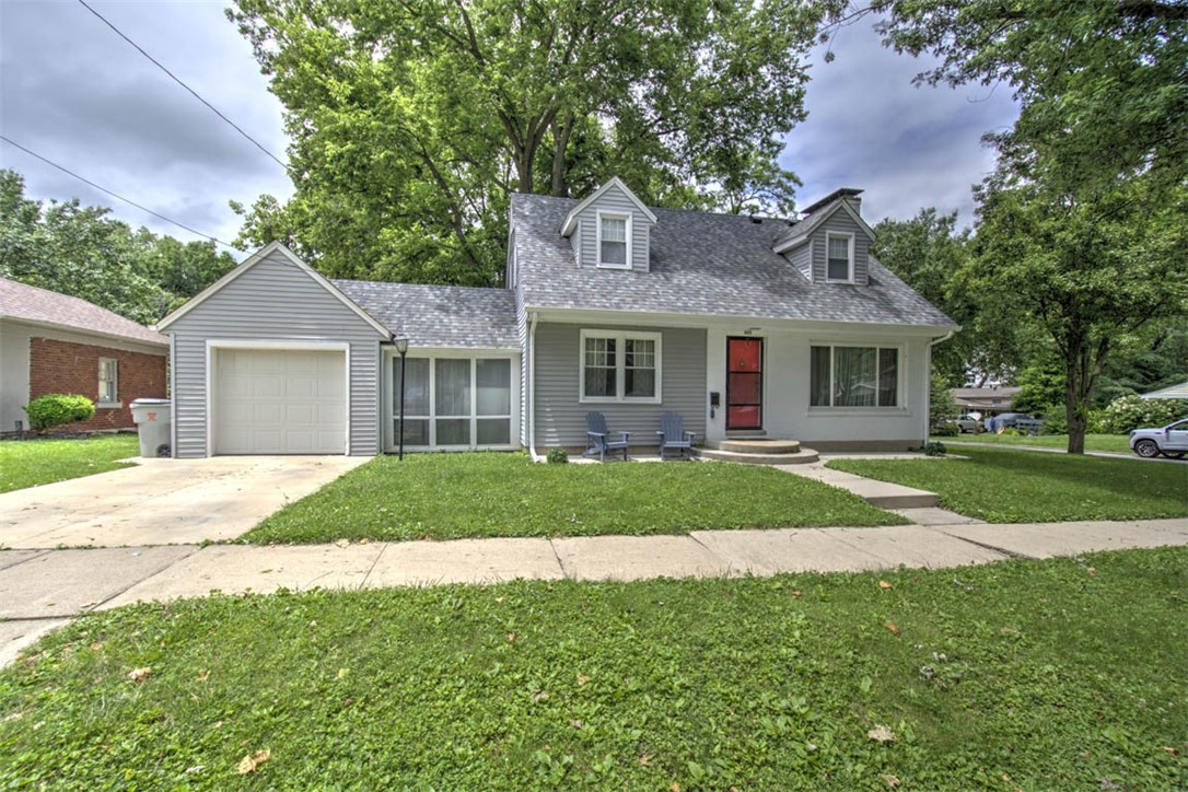 405 South Dennis Avenue Decatur, IL 62522 - Photo 1 of 27