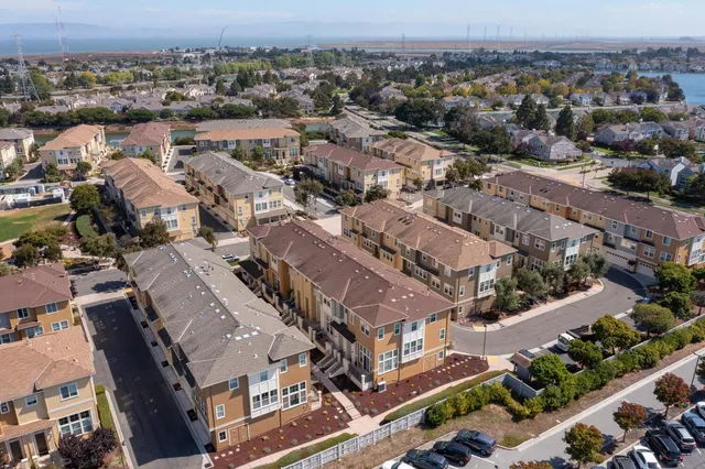 $1,399,000 | 31 Bremerton Circle, Redwood Shores, CA 94065