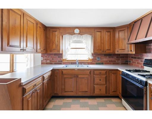 5 Curtis Road Hopkinton, MA 01748 - Photo 17 of 26 Gallery Image 17