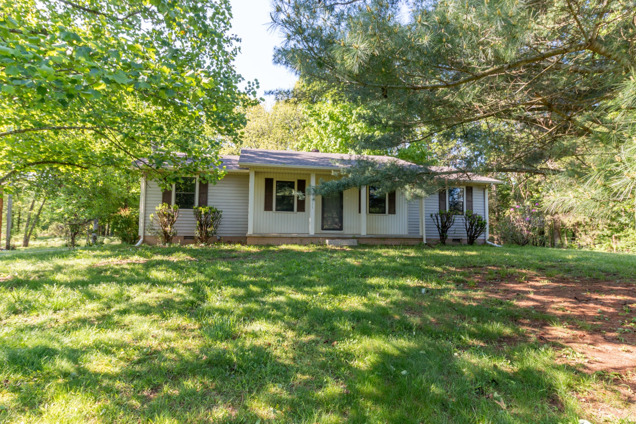 911 Snell Road Lewisburg, TN 37091 - Photo 2 of 50 Gallery Image 2