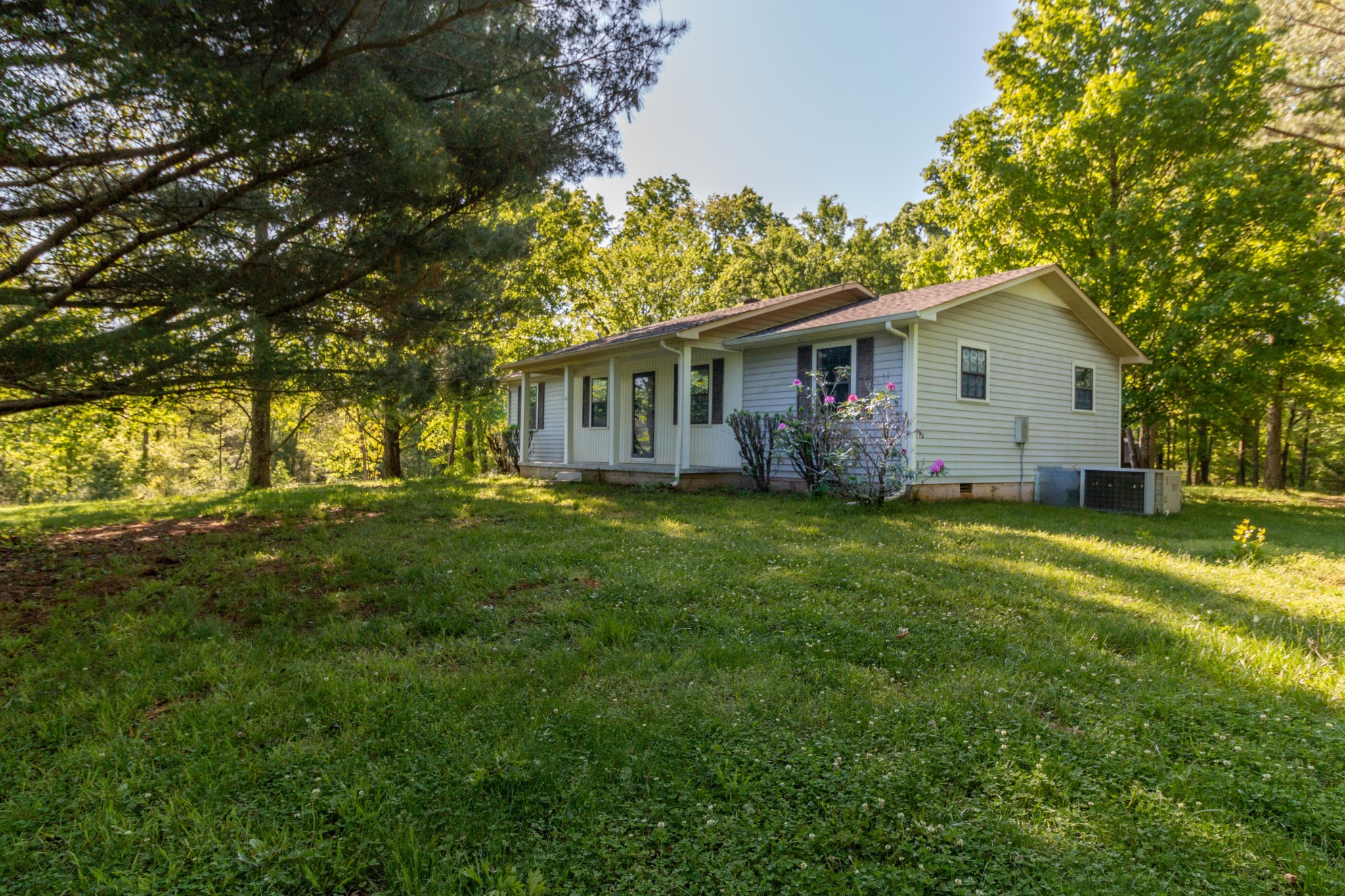 911 Snell Road Lewisburg, TN 37091 - Photo 3 of 50 Gallery Image 3