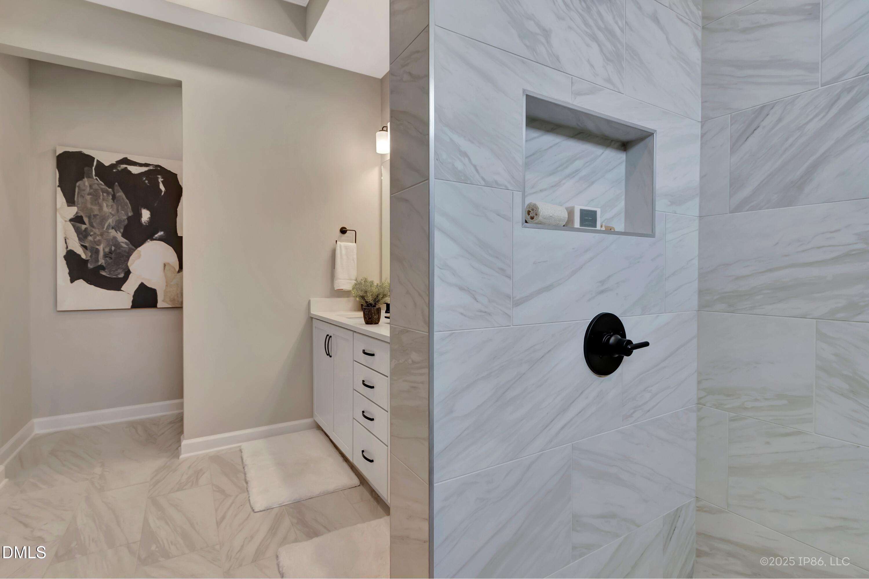 2113 Tandy Road Chapel Hill, NC 27517 - Photo 17 of 28 Owners Ensuite