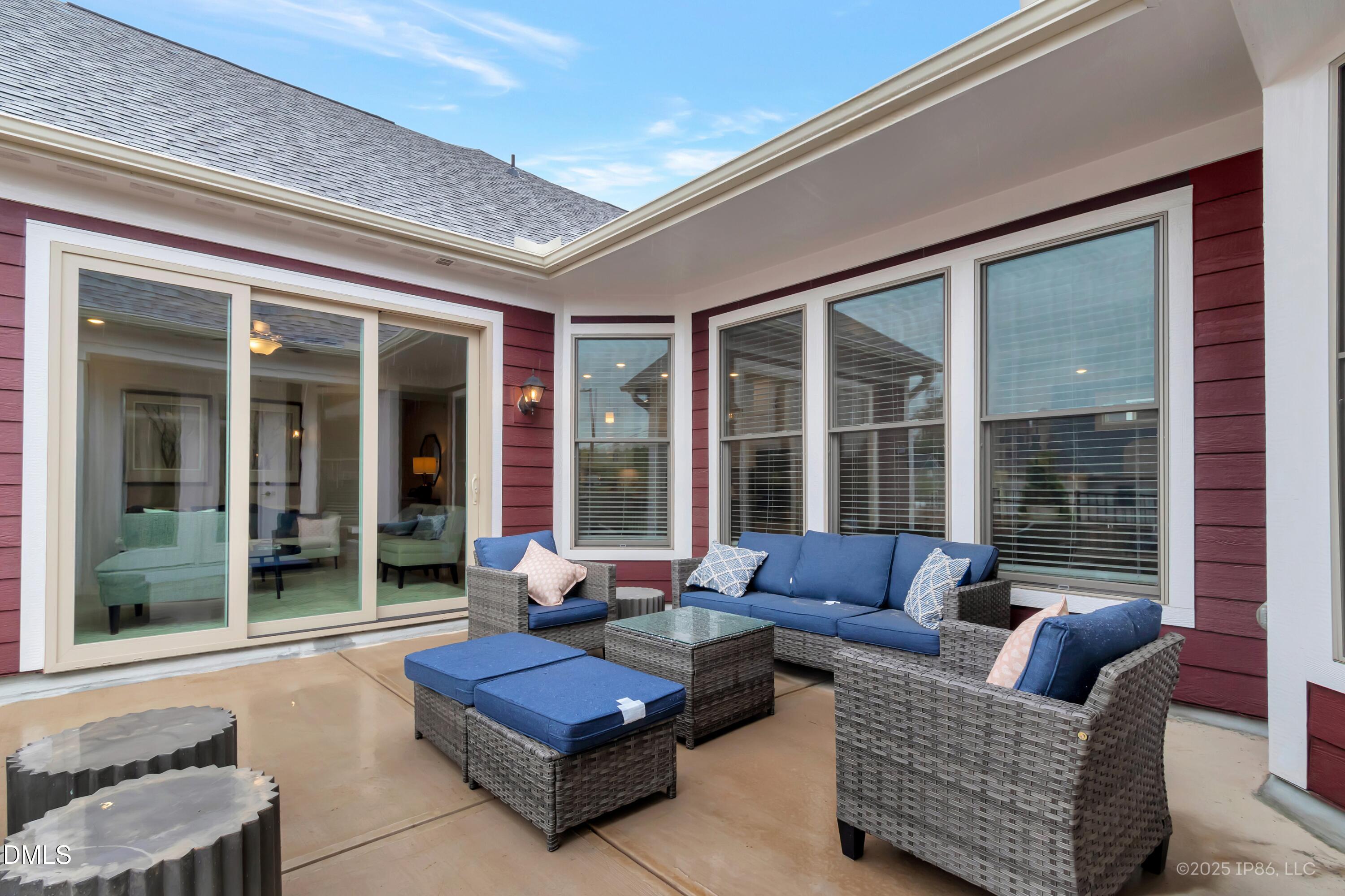 2113 Tandy Road Chapel Hill, NC 27517 - Photo 26 of 28 Courtyard