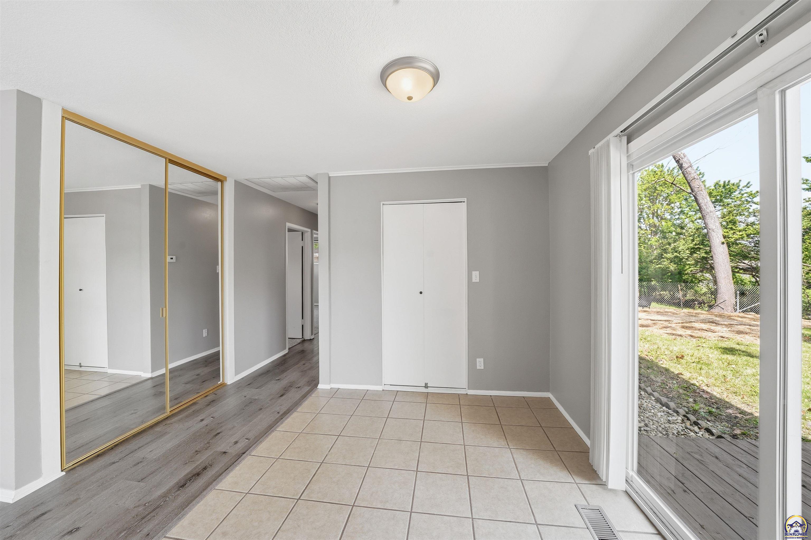 1400 Southwest Croix Street Topeka, KS 66611 - Photo 6 of 21