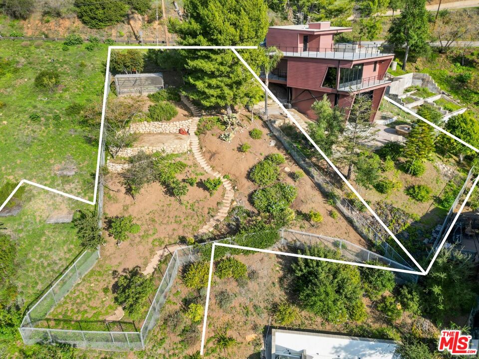 4063 Latigo Canyon Road Malibu, CA 90265 - Photo 28 of 33