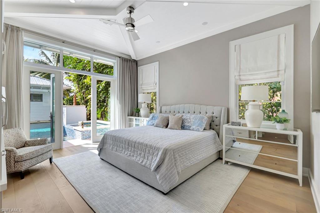 160 Broad Avenue South Naples, FL 34102 - Photo 26 of 49