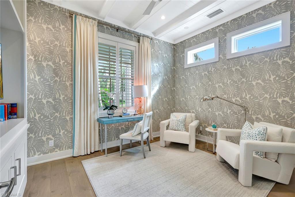 160 Broad Avenue South Naples, FL 34102 - Photo 34 of 49