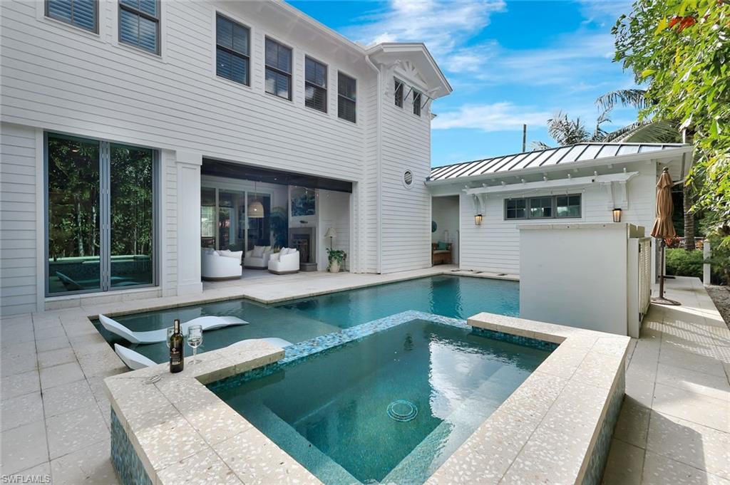 160 Broad Avenue South Naples, FL 34102 - Photo 43 of 49