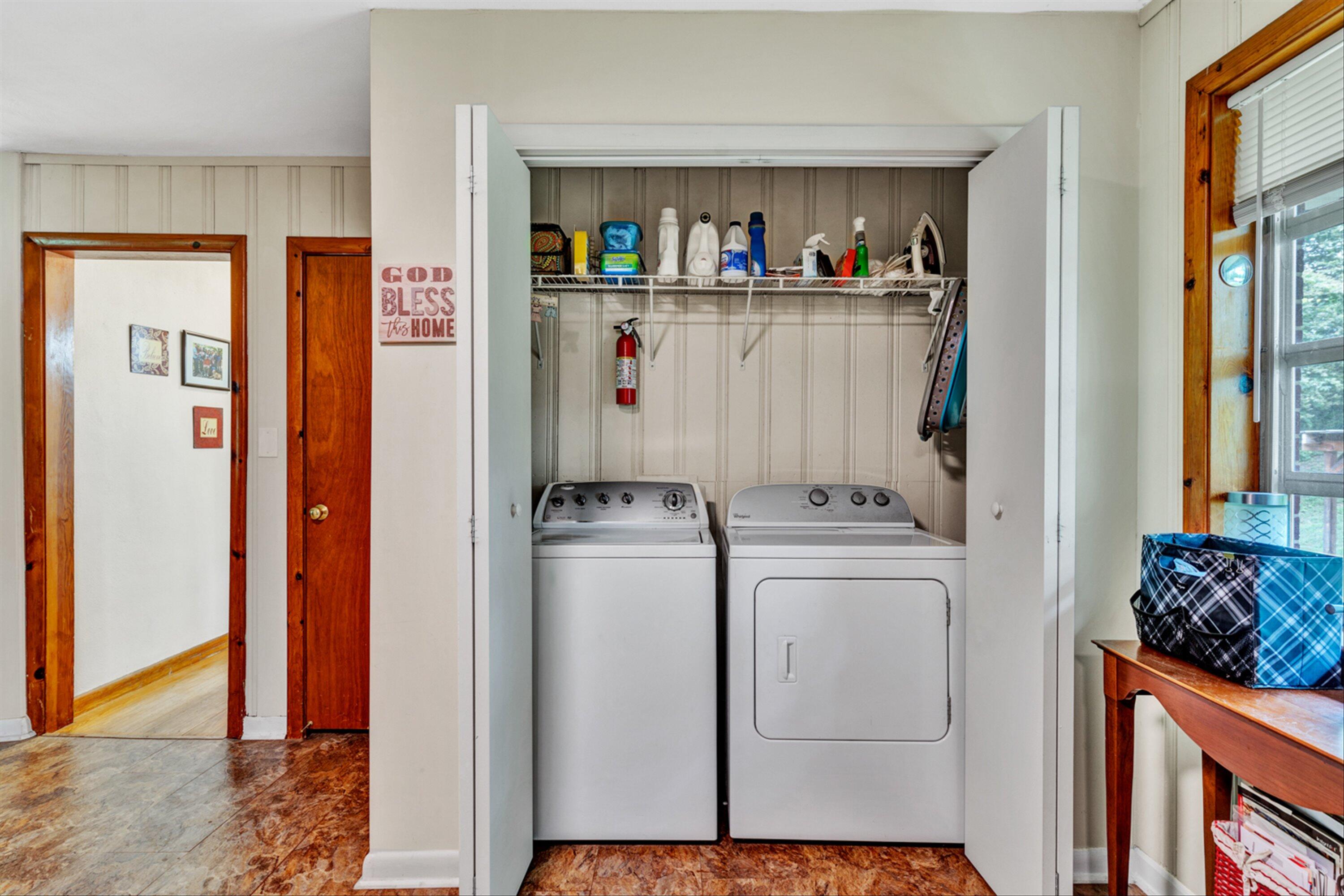 5811 Cove Road Roanoke, VA 24019 - Photo 17 of 41 14-DSC00751