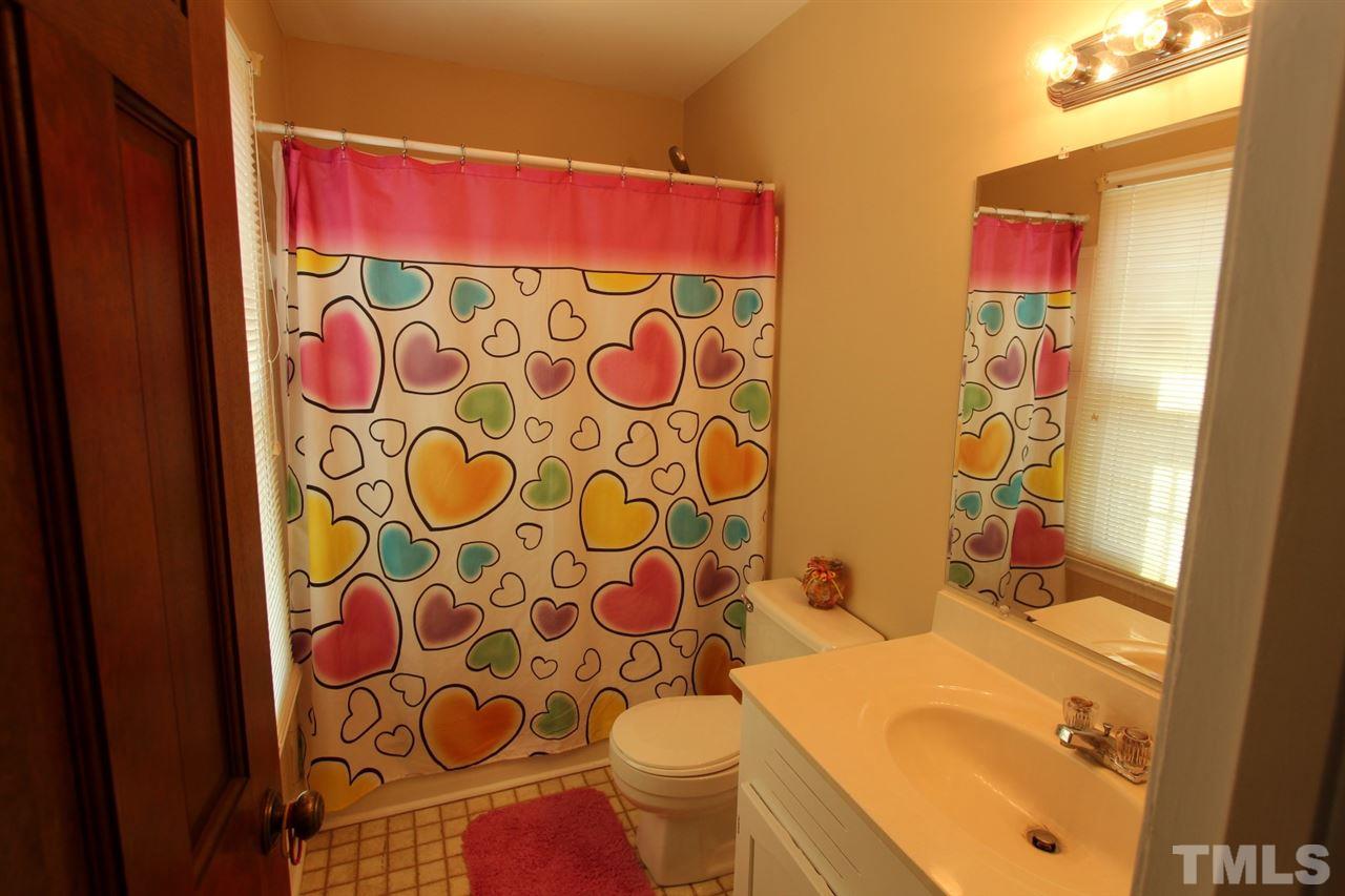 8613 Cheerful Court Raleigh, NC 27615 - Photo 11 of 24