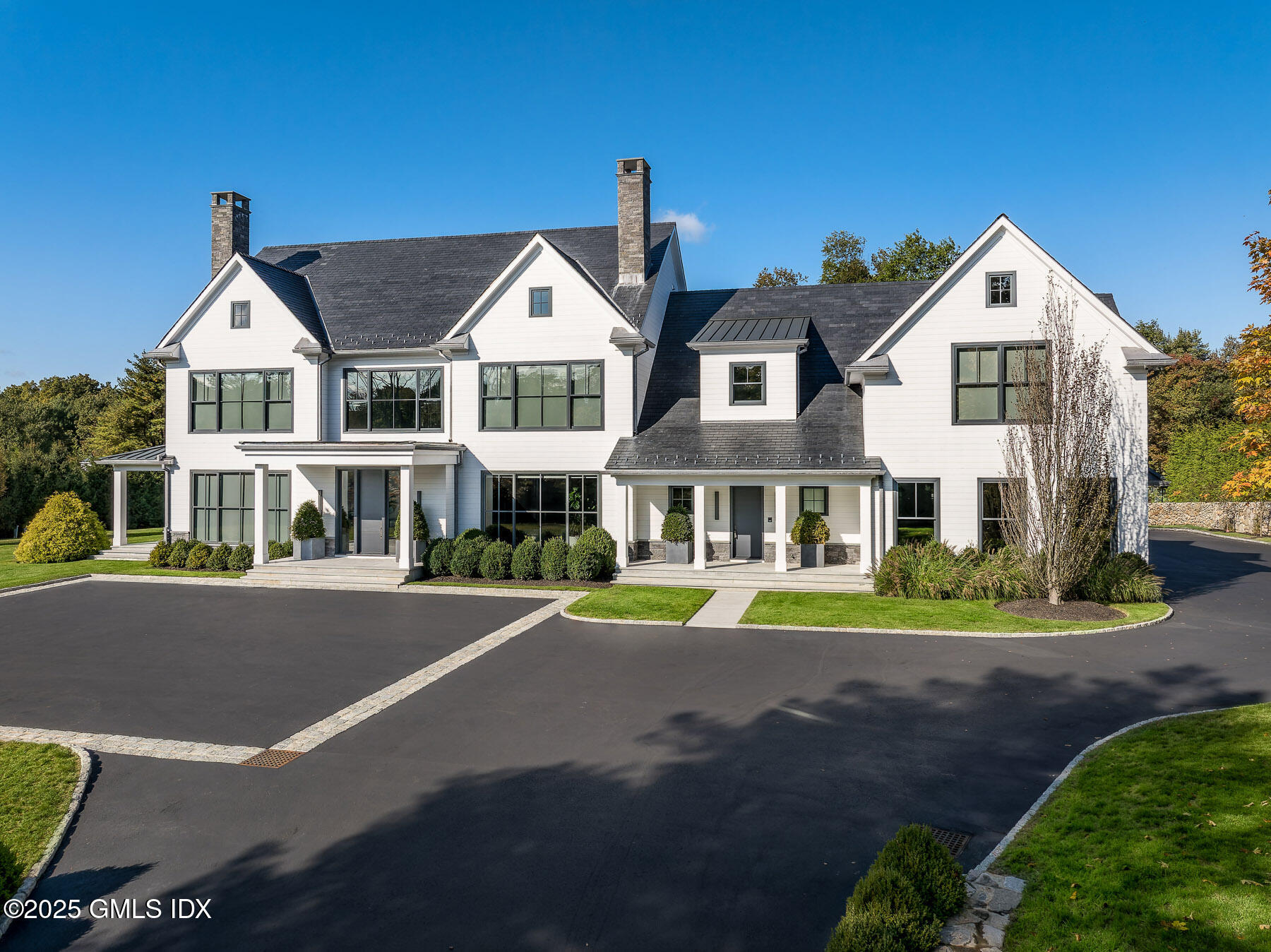 406 Stanwich Road Greenwich, CT 06830 - Photo 2 of 35 406 Stanwich Rd front EXT 23 - WEB