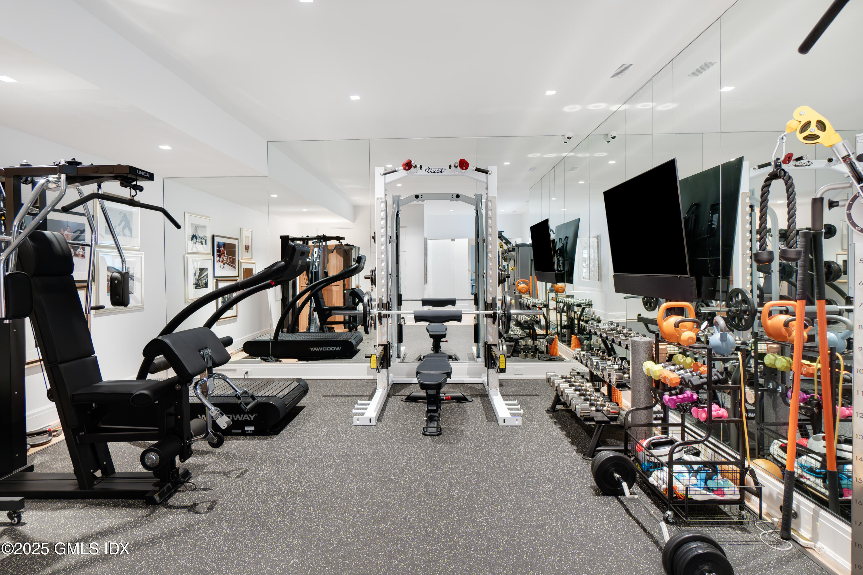 406 Stanwich Road Greenwich, CT 06830 - Photo 23 of 35 19