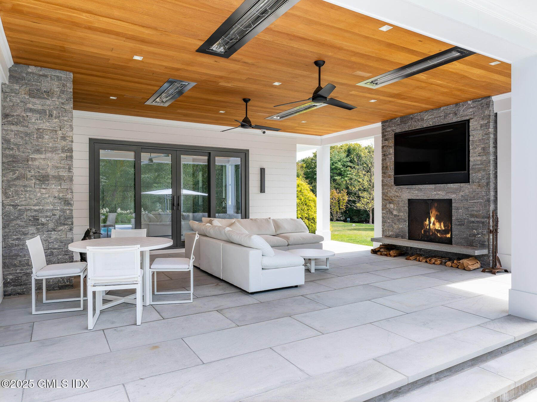 406 Stanwich Road Greenwich, CT 06830 - Photo 26 of 35 406 Stanwich Rd EXT 13 - WEB