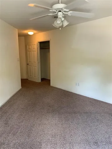 a view of empty room with window