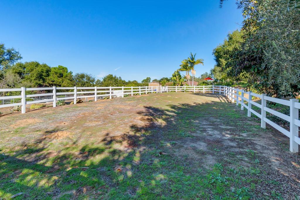 1106 Big Oak Ranch Road Fallbrook, CA 92028 - Photo 43 of 53 a view of a outdoor space