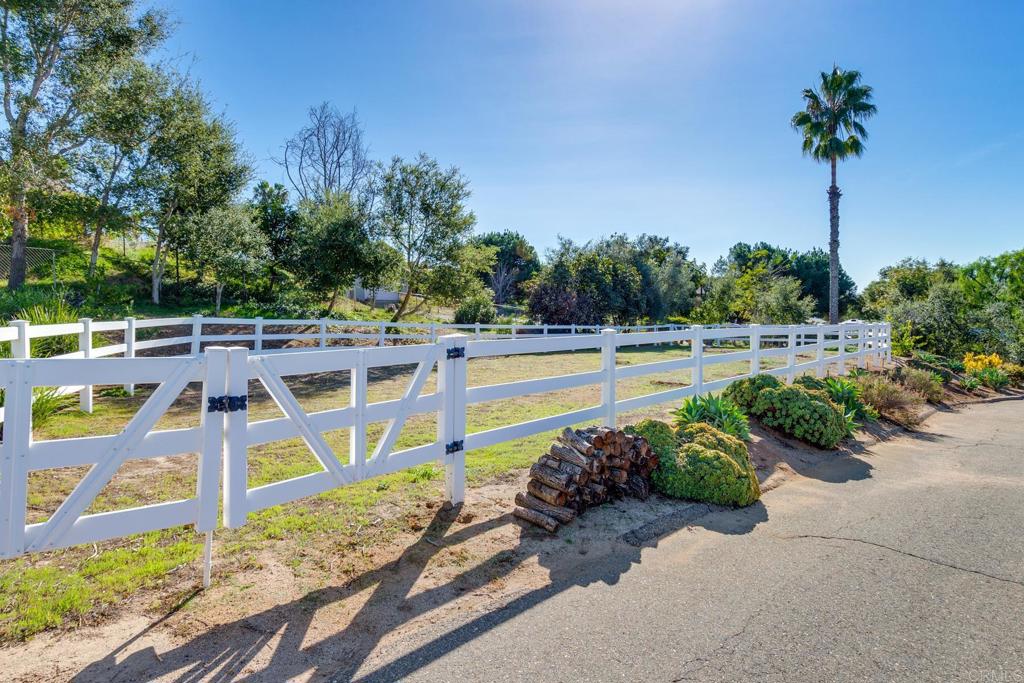 1106 Big Oak Ranch Road Fallbrook, CA 92028 - Photo 44 of 53 a view of a backyard with a patio