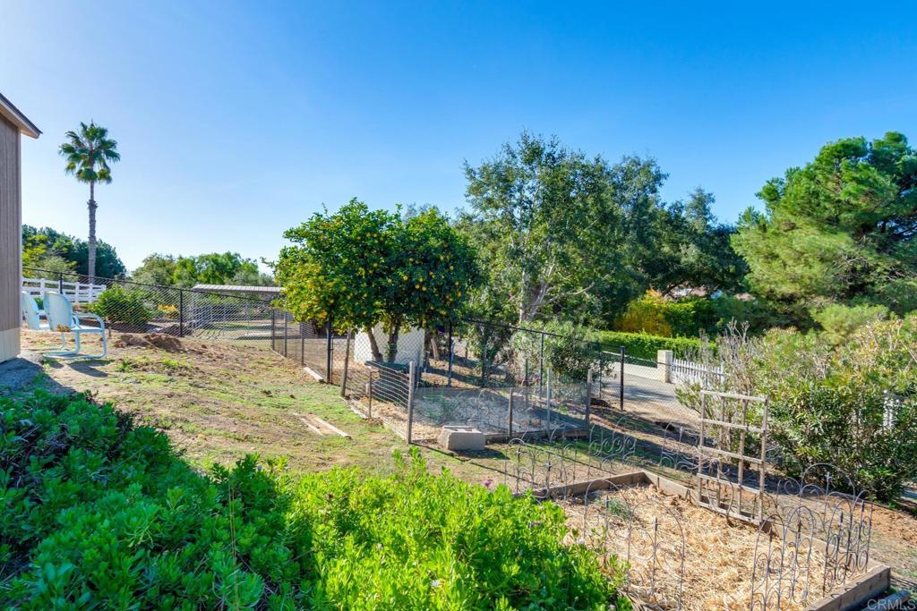 1106 Big Oak Ranch Road Fallbrook, CA 92028 - Photo 47 of 53 a view of yard with green space