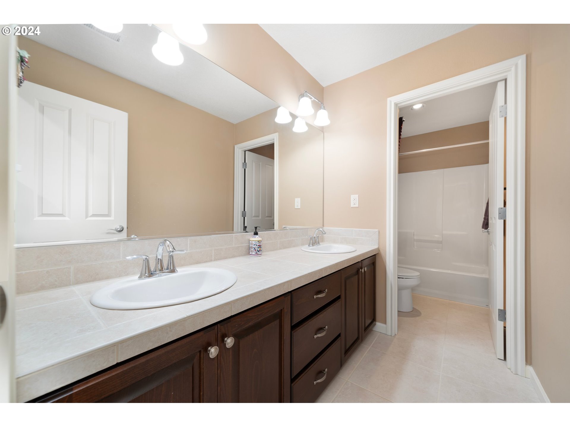 12042 Southwest Stringer Lane Portland, OR 97224 - Photo 22 of 42 Bathroom