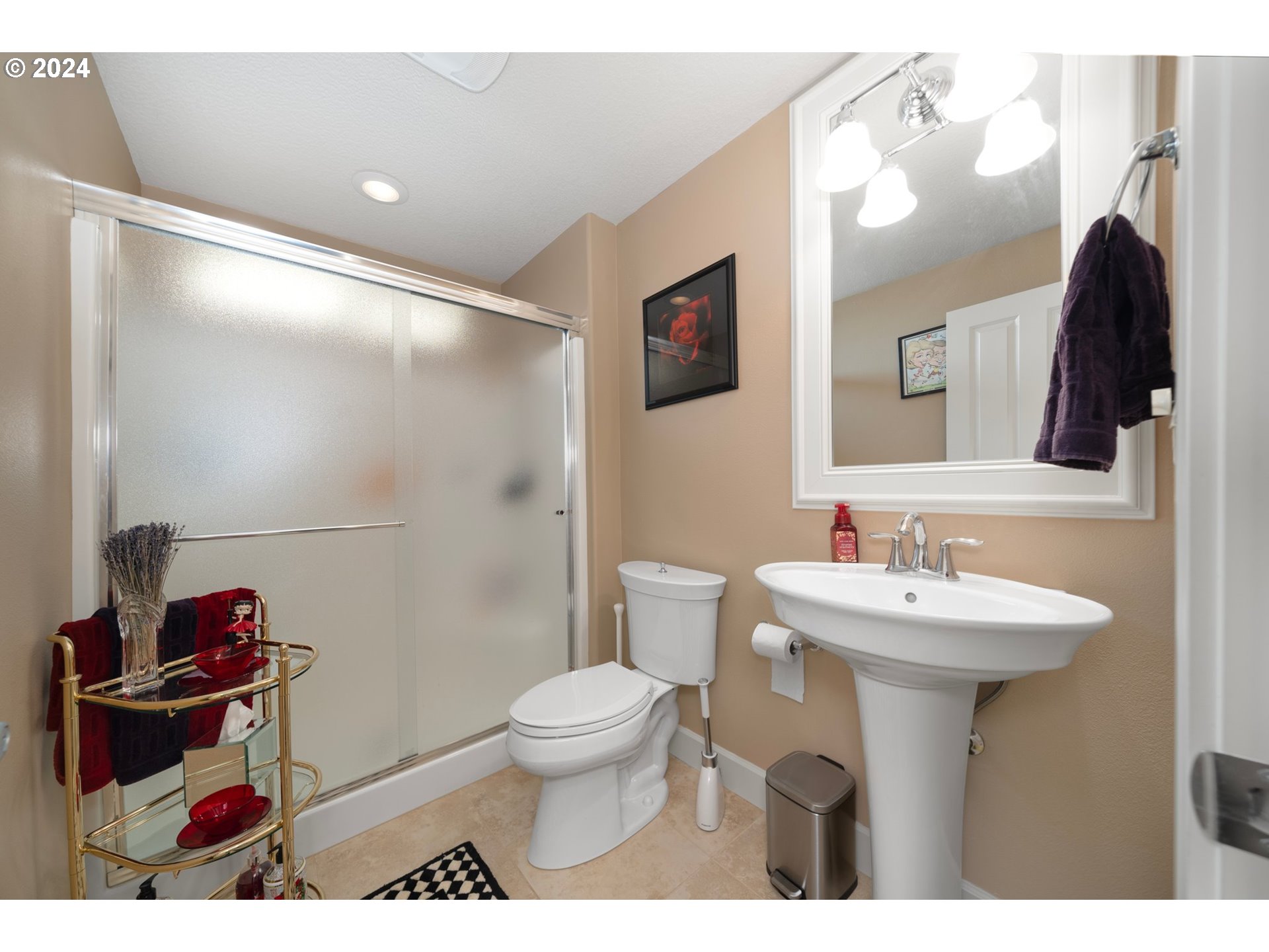 12042 Southwest Stringer Lane Portland, OR 97224 - Photo 24 of 42 Bathroom