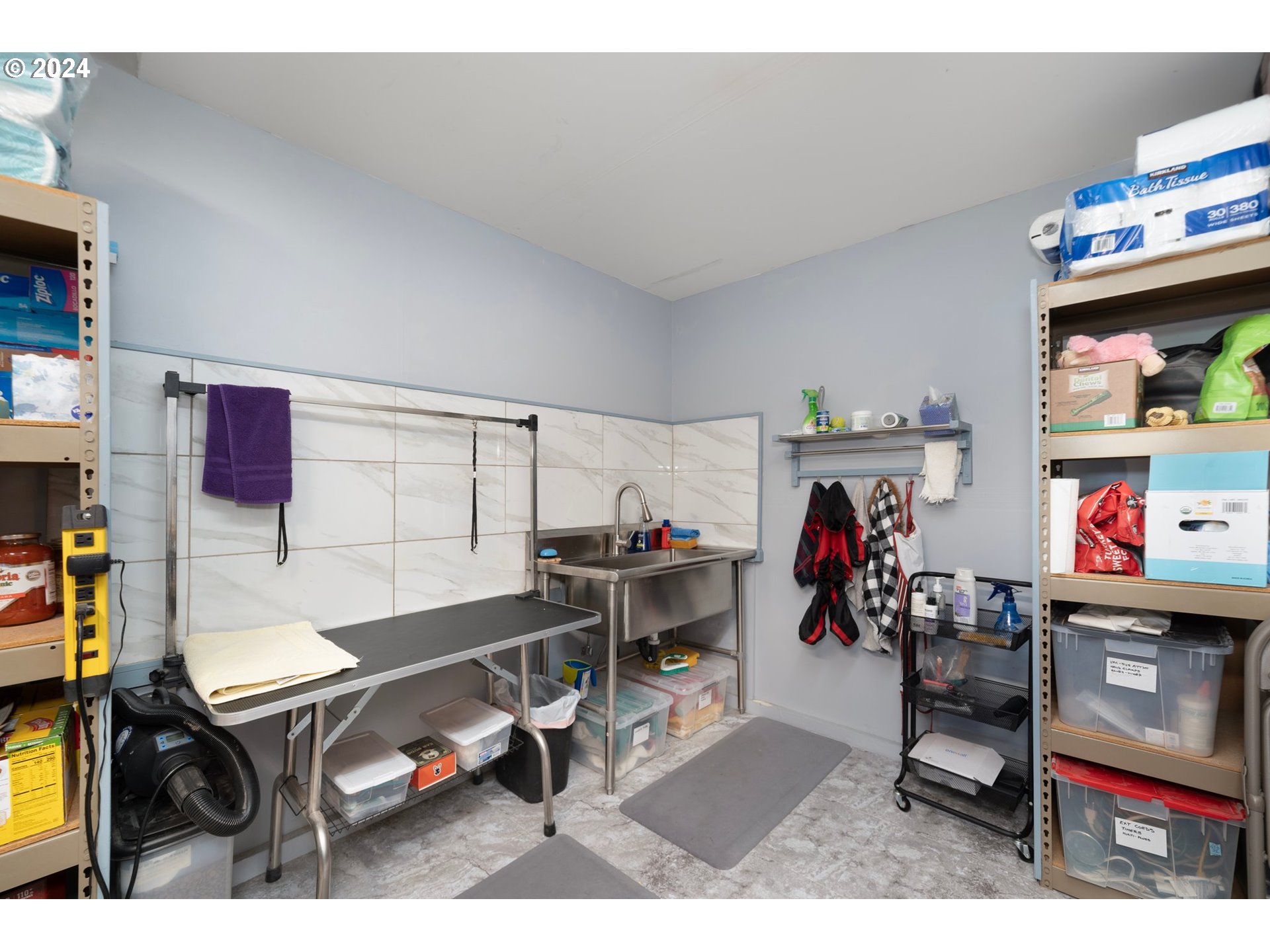 12042 Southwest Stringer Lane Portland, OR 97224 - Photo 26 of 42 Gallery Image 26