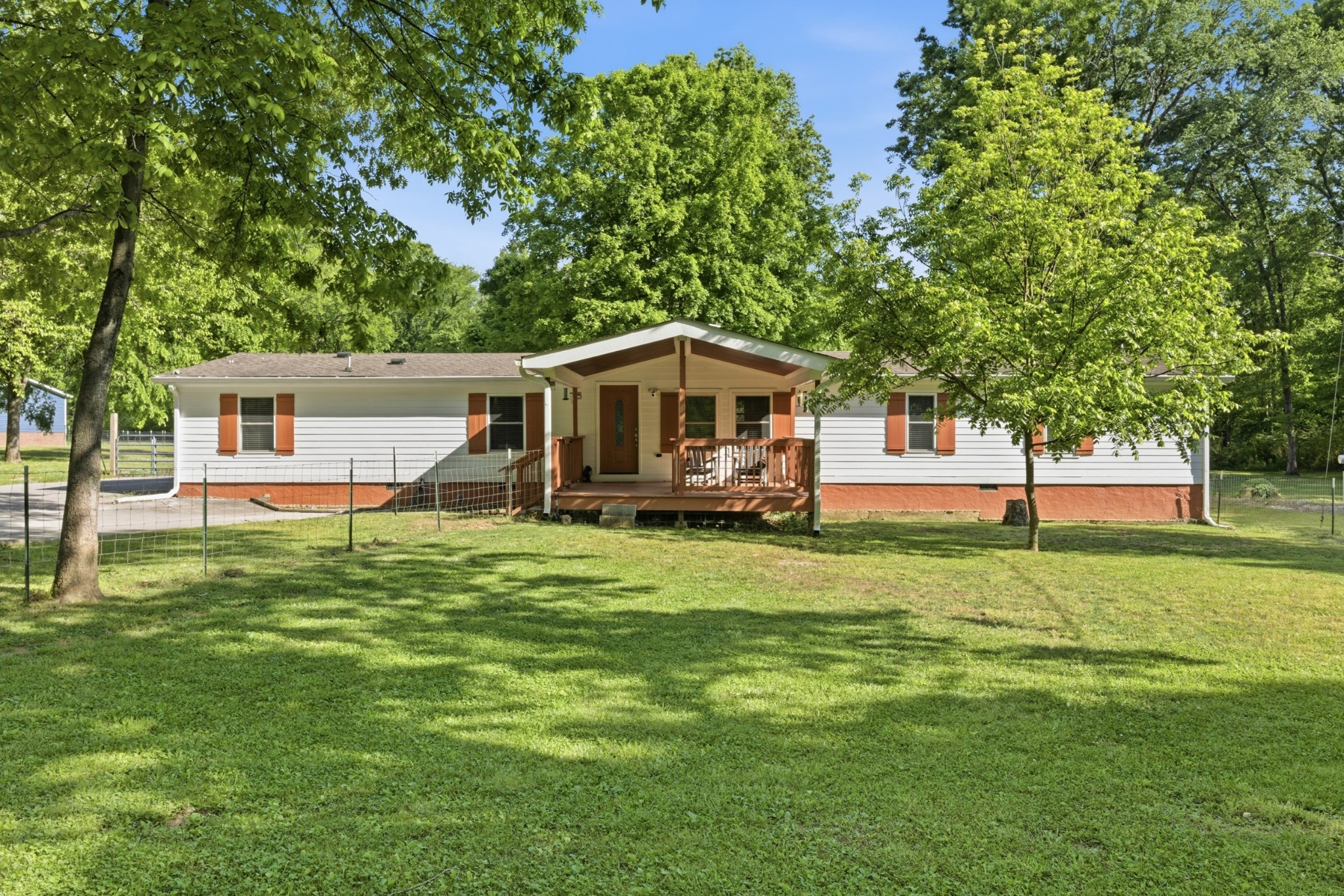 2840 Newcut Road Columbia, TN 38401 - Photo 2 of 63