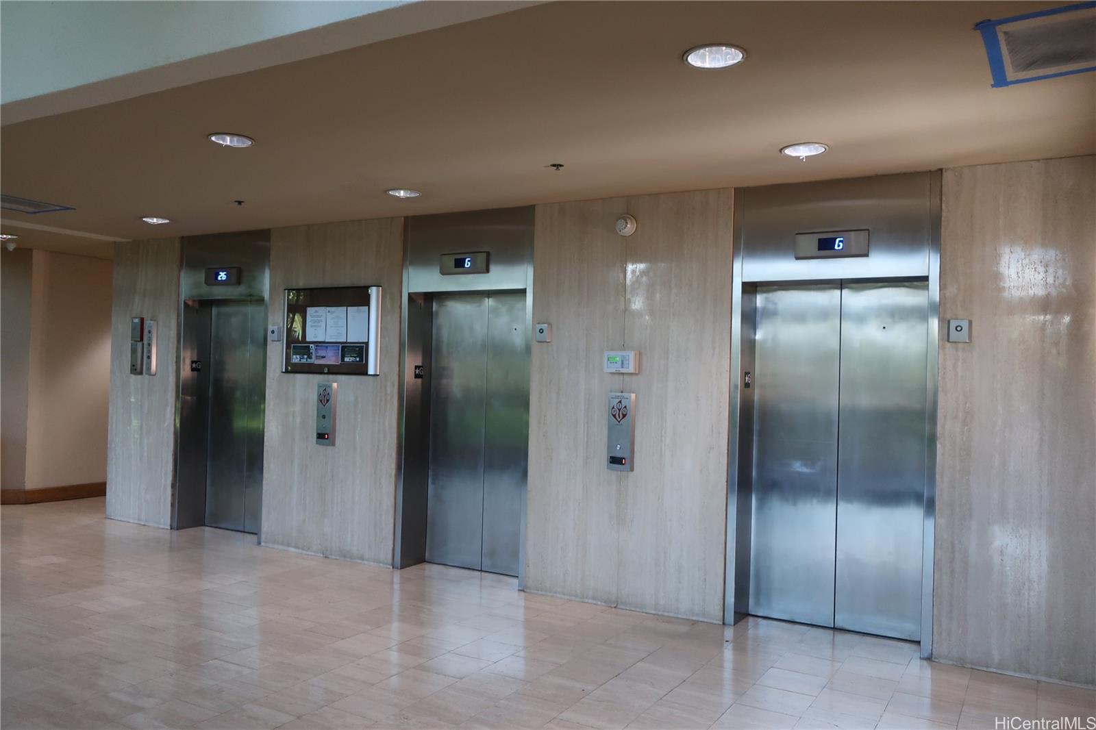 5333 Likini Street, Unit 2408 Honolulu, HI 96818 - Photo 7 of 20 a view of a hallway