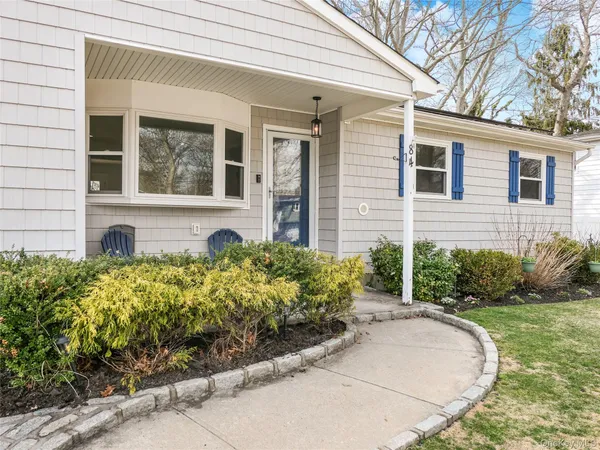 $760,000 | 84 Bieselin Road, Bellport, NY 11713