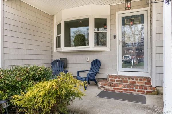 $760,000 | 84 Bieselin Road, Bellport, NY 11713